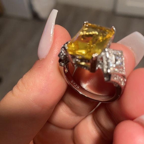 NWT YELLOW SQUARE STONE 925 Sterling Silver Ring - Picture 6 of 7